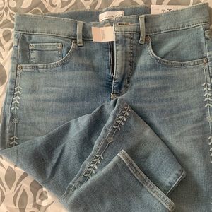 Light color LOFT decorative leg jeans